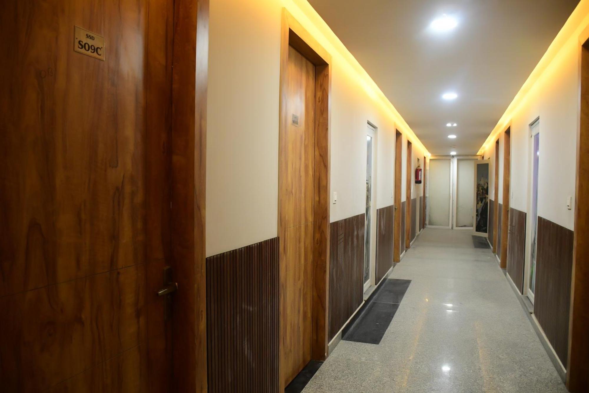 Vrinda Bliss, Vrindavan-walk To Temples Apartment Vrindavan