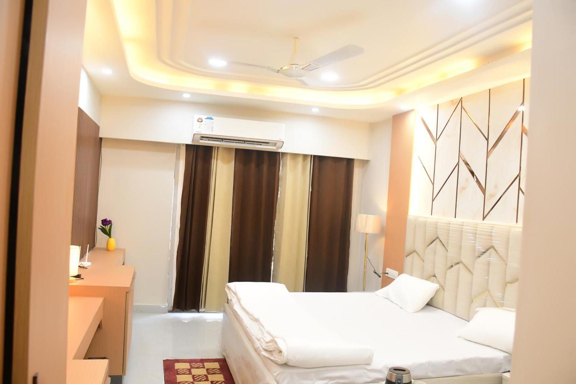Apartment Vrinda Bliss, Vrindavan-walk To Temples *
